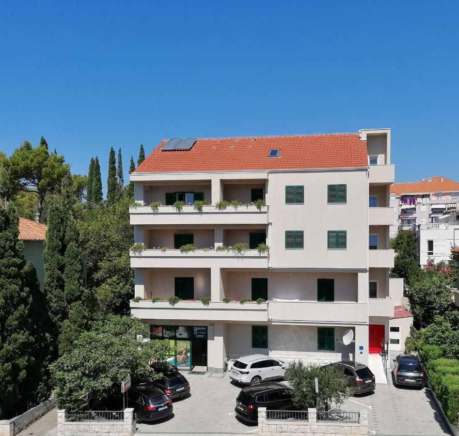 Apartments Smokva Makarska Kültér fotó