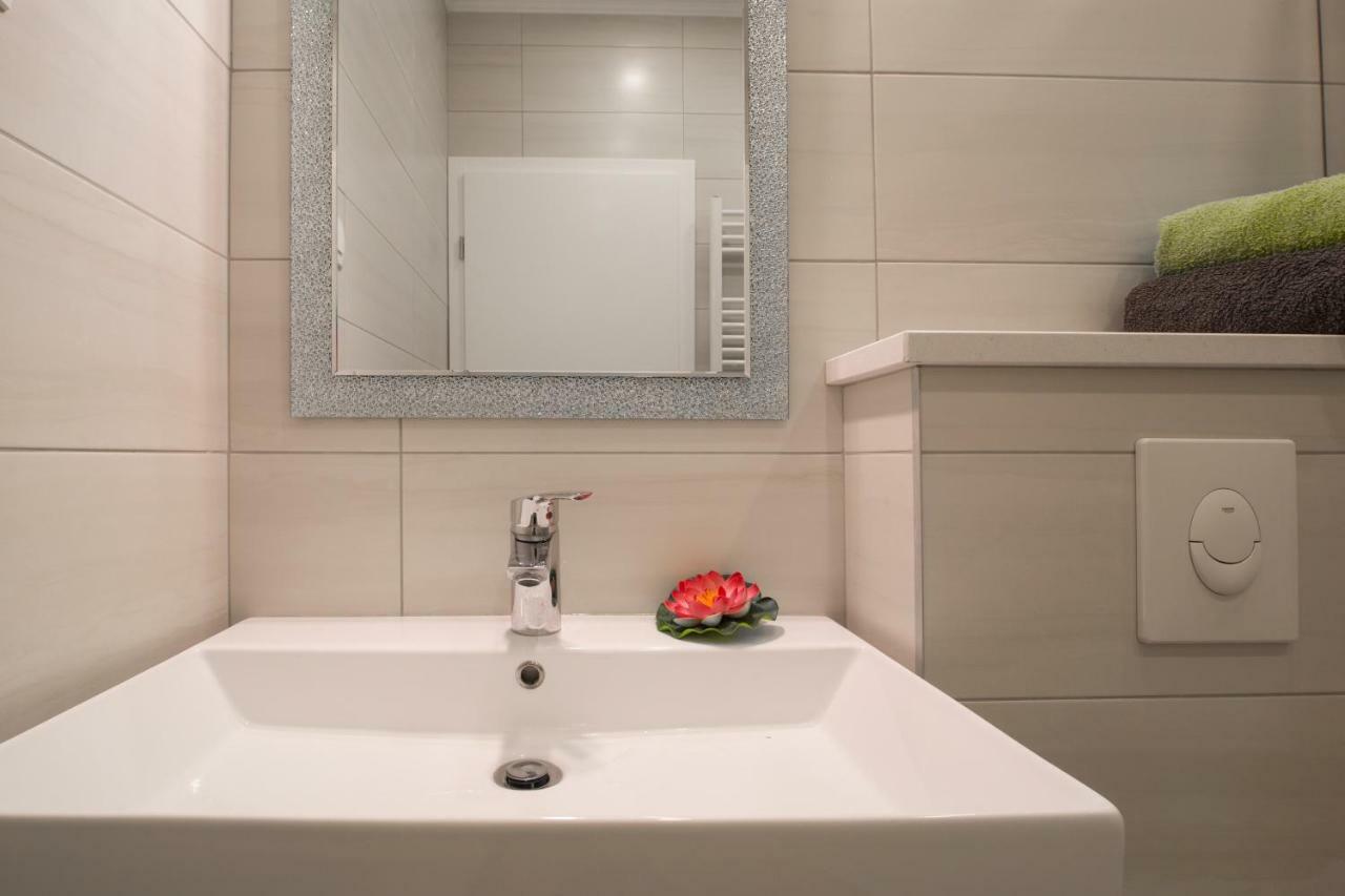 Apartments Smokva Makarska Kültér fotó