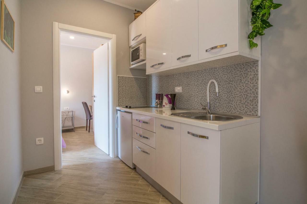 Apartments Smokva Makarska Kültér fotó