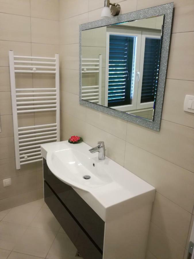 Apartments Smokva Makarska Kültér fotó