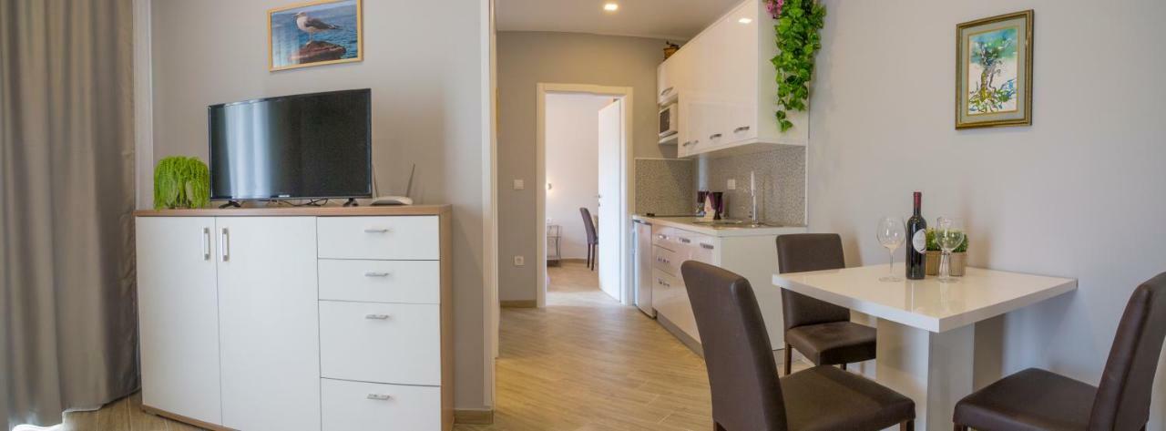 Apartments Smokva Makarska Kültér fotó