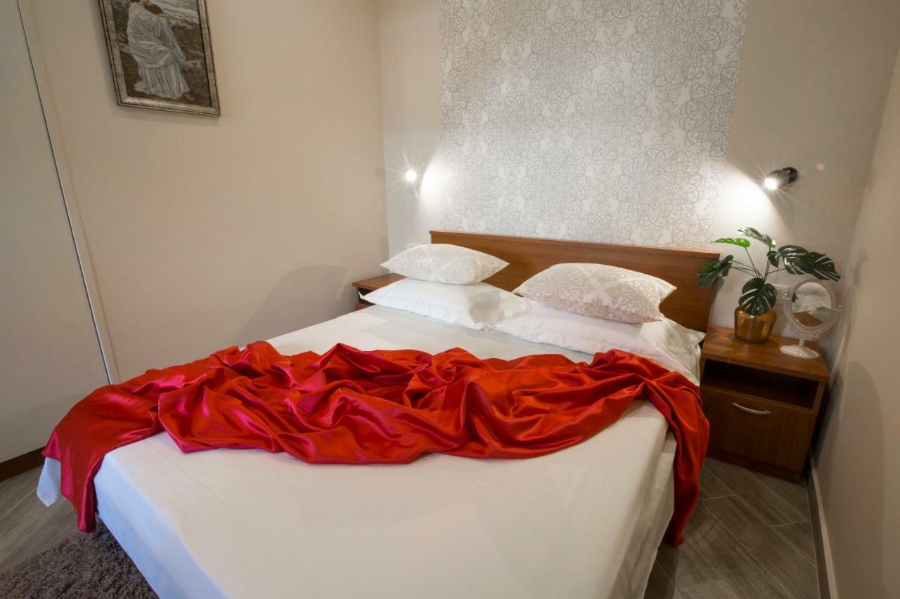 Apartments Smokva Makarska Kültér fotó