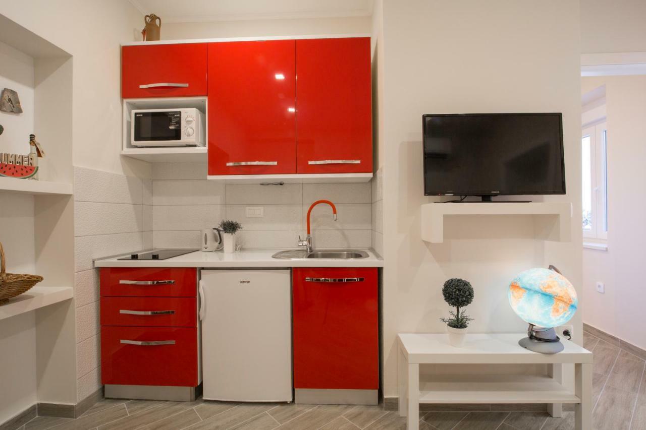 Apartments Smokva Makarska Kültér fotó