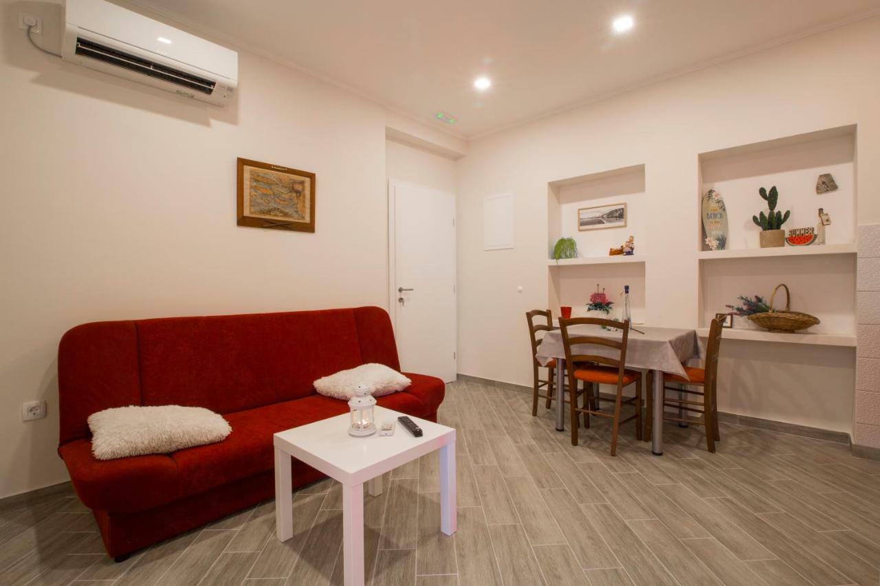 Apartments Smokva Makarska Kültér fotó