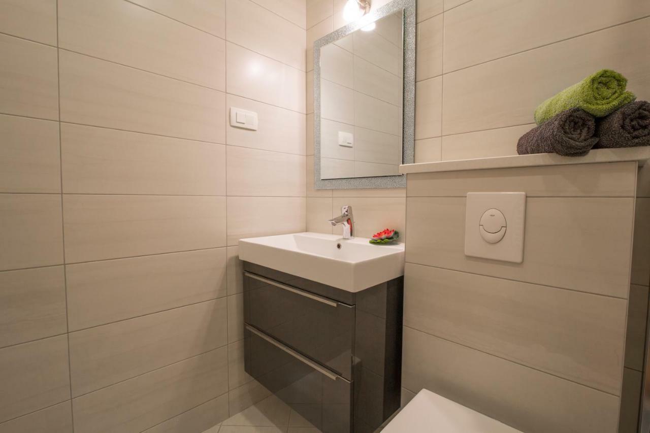 Apartments Smokva Makarska Kültér fotó